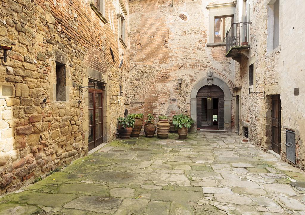Locanda Al Castello Di Sorci 앙기아리 외부 사진